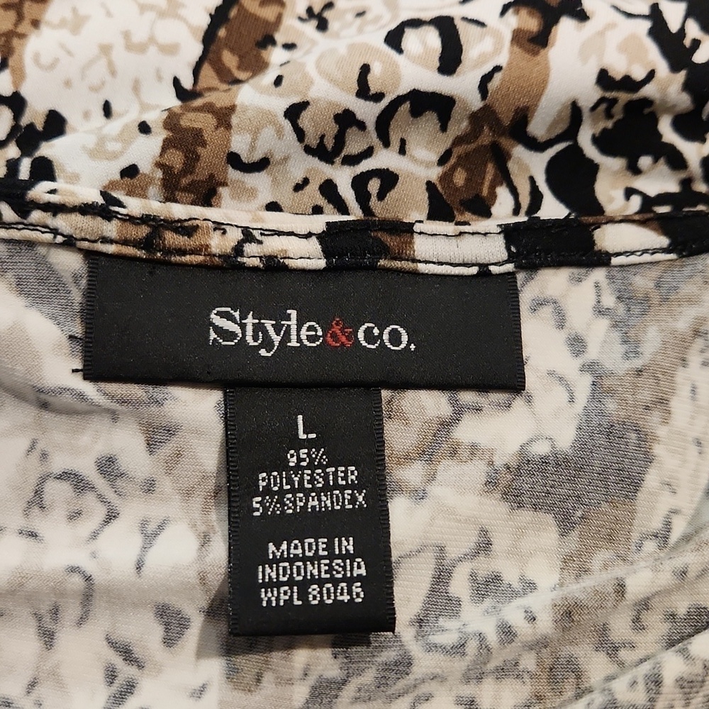 Style & Co Animal Print Ruched Front Top - Picture 4 of 4